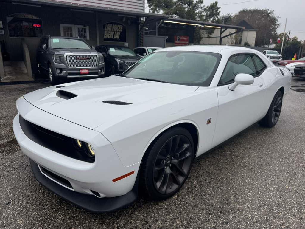 Dodge Challenger R/T SCAT Pack 2021