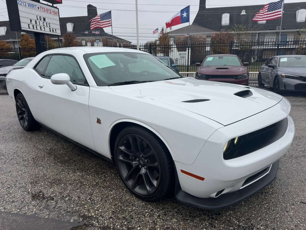 Dodge Challenger R/T SCAT Pack 2021