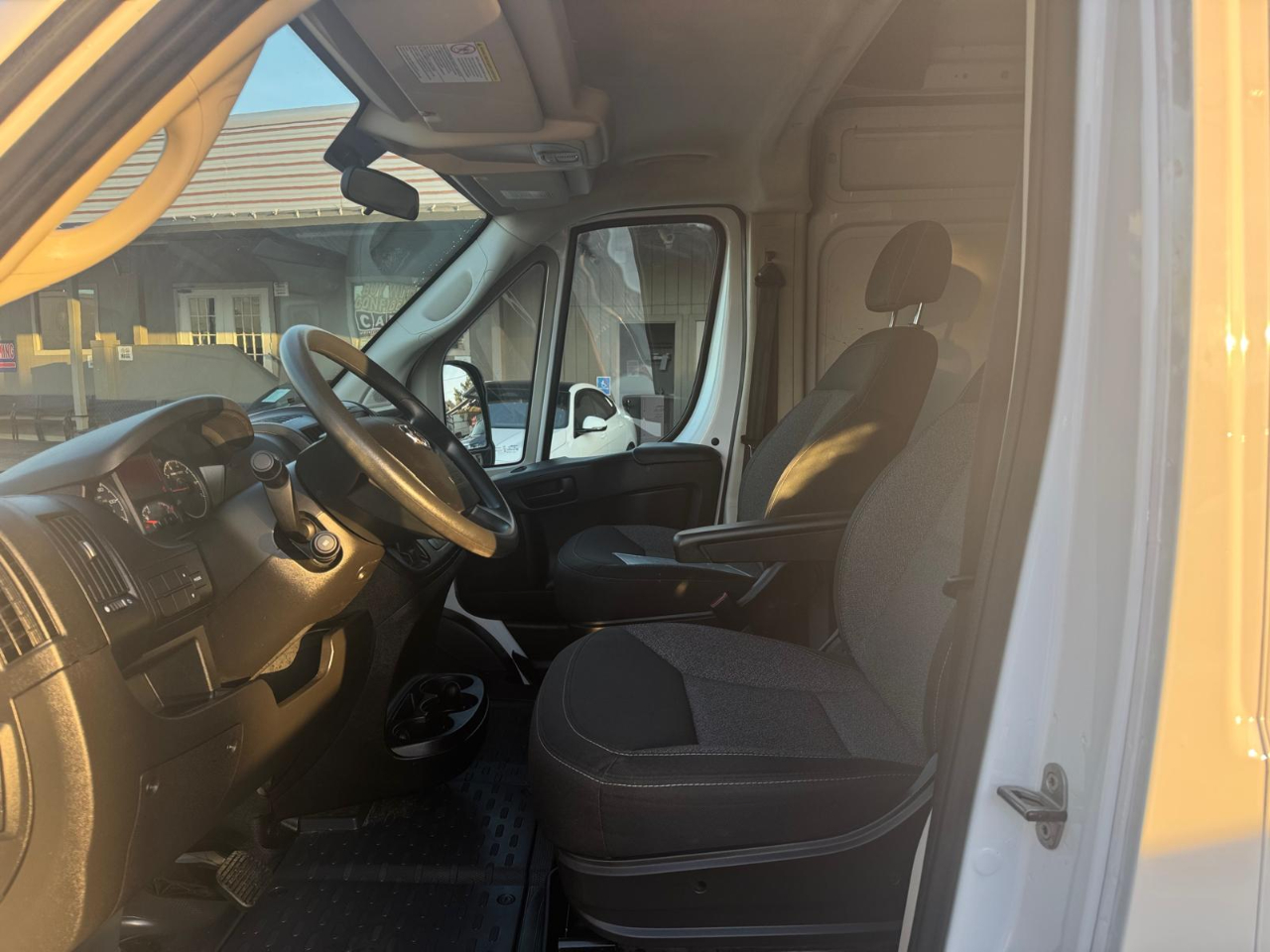 RAM Promaster 2500 High Roof 136-in. WB 2021