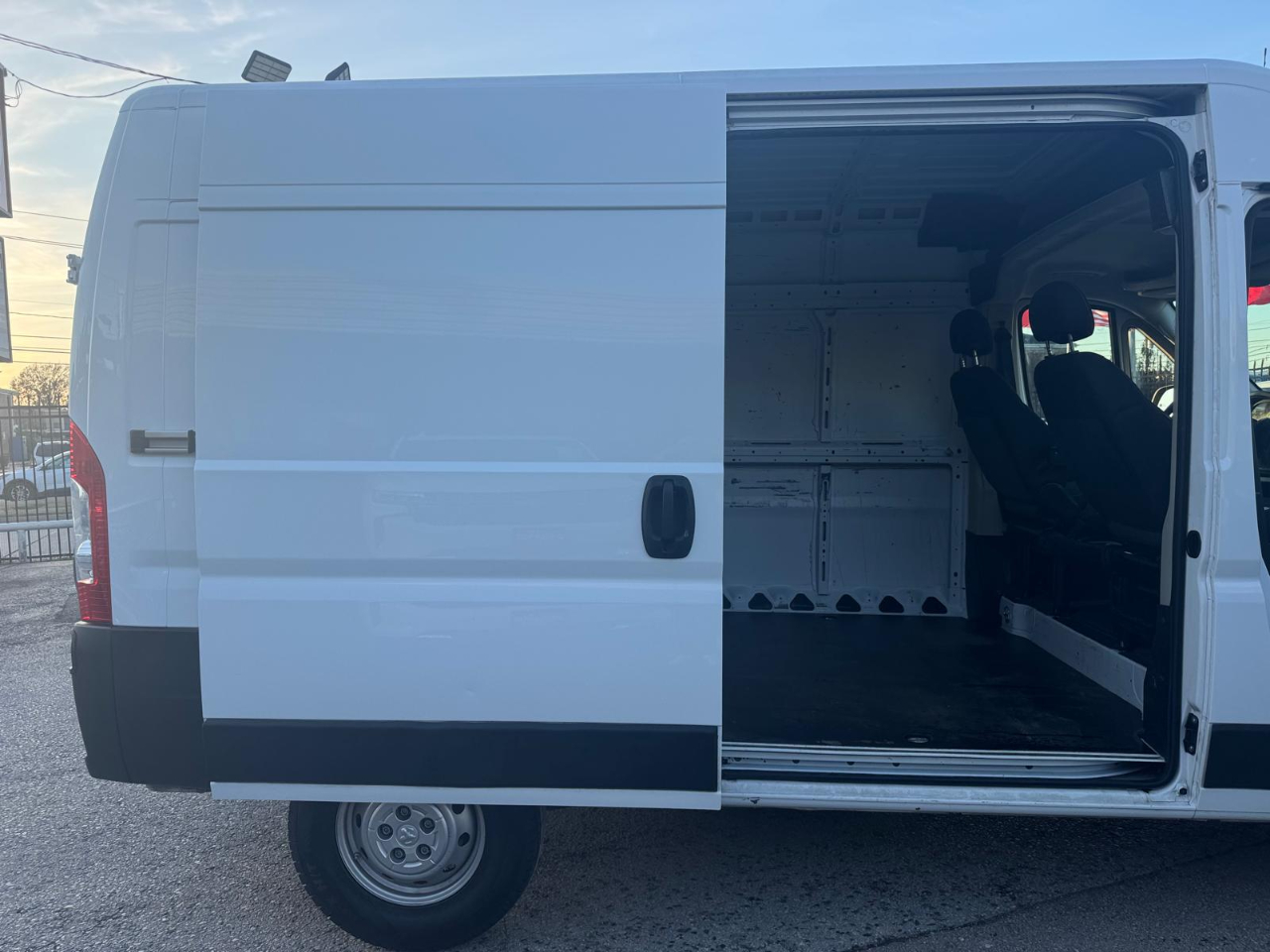 RAM Promaster 2500 High Roof 136-in. WB 2021