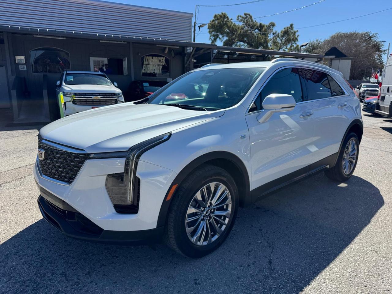 Cadillac XT4 Premium Luxury AWD 2024