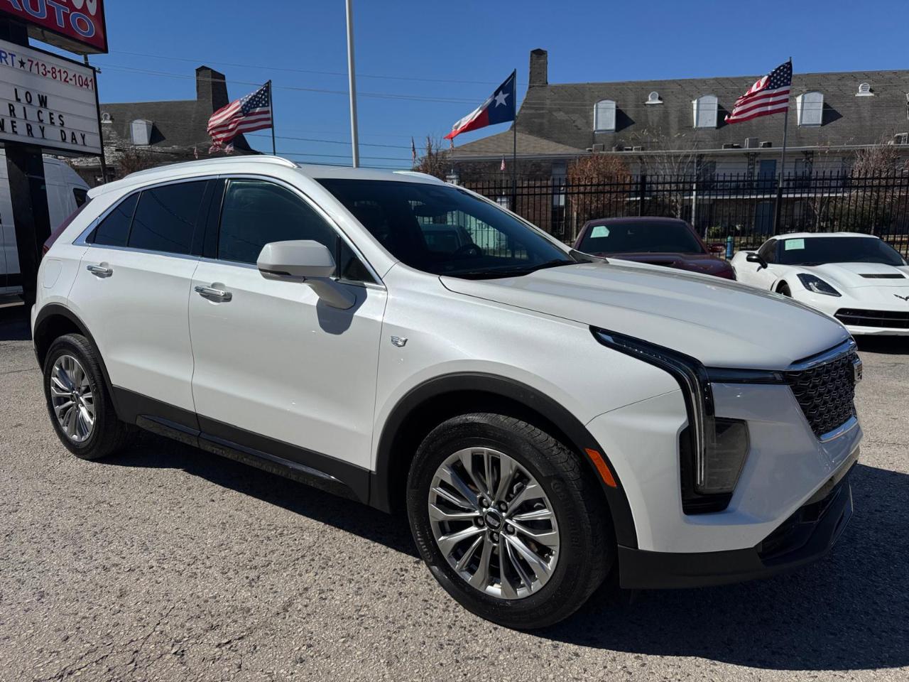 Cadillac XT4 Premium Luxury AWD 2024