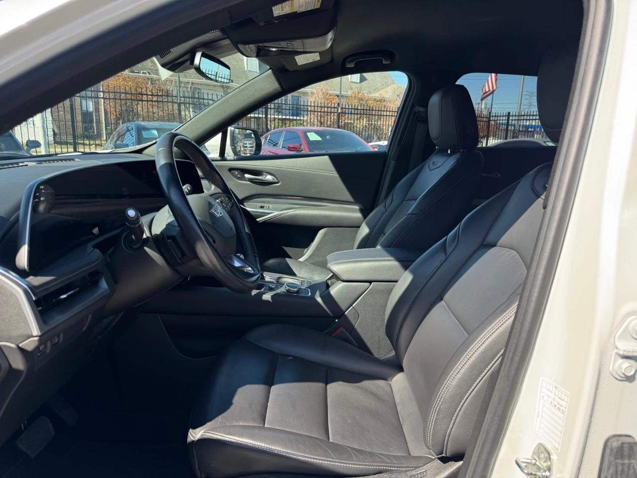 Cadillac XT4 Premium Luxury AWD 2024