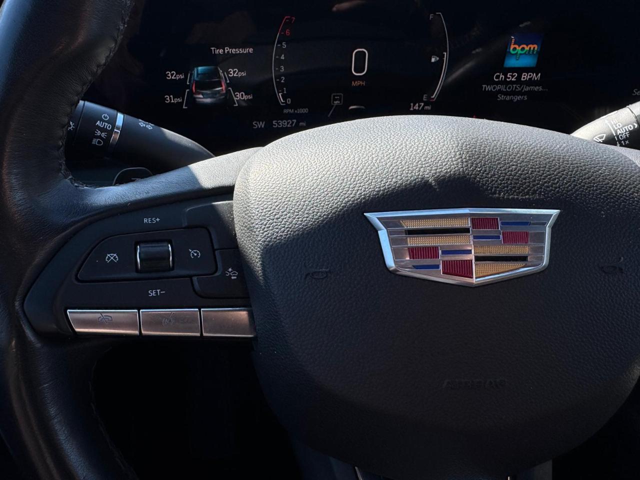 Cadillac XT4 Premium Luxury AWD 2024