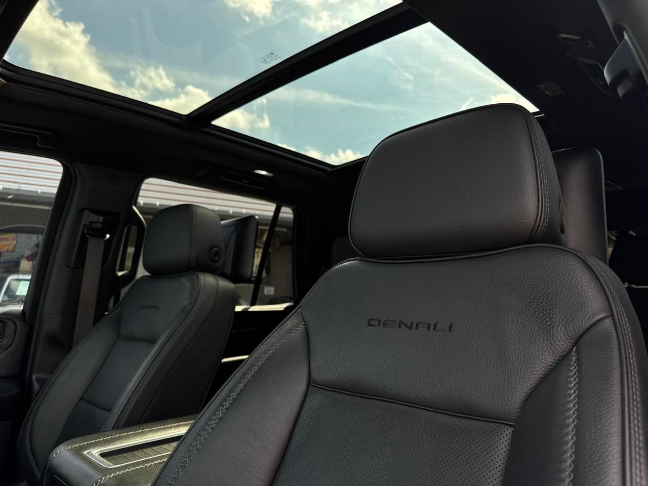 GMC Yukon Denali 2WD 2021