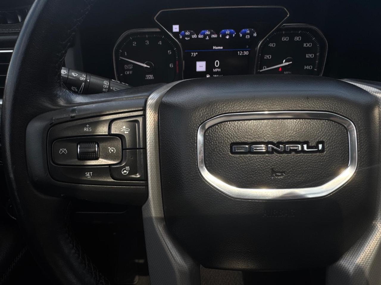 GMC Yukon Denali 2WD 2021