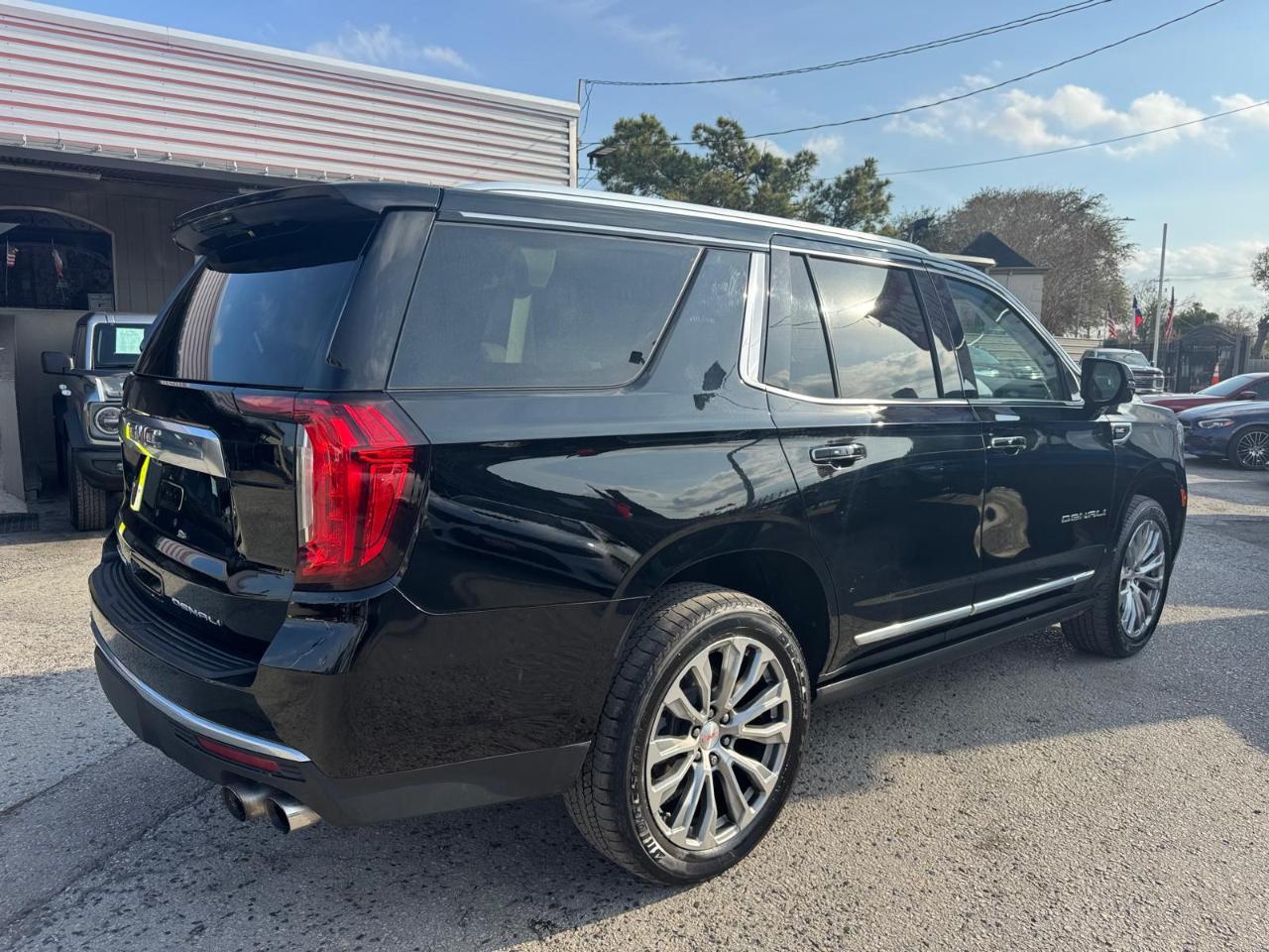 GMC Yukon Denali 2WD 2021