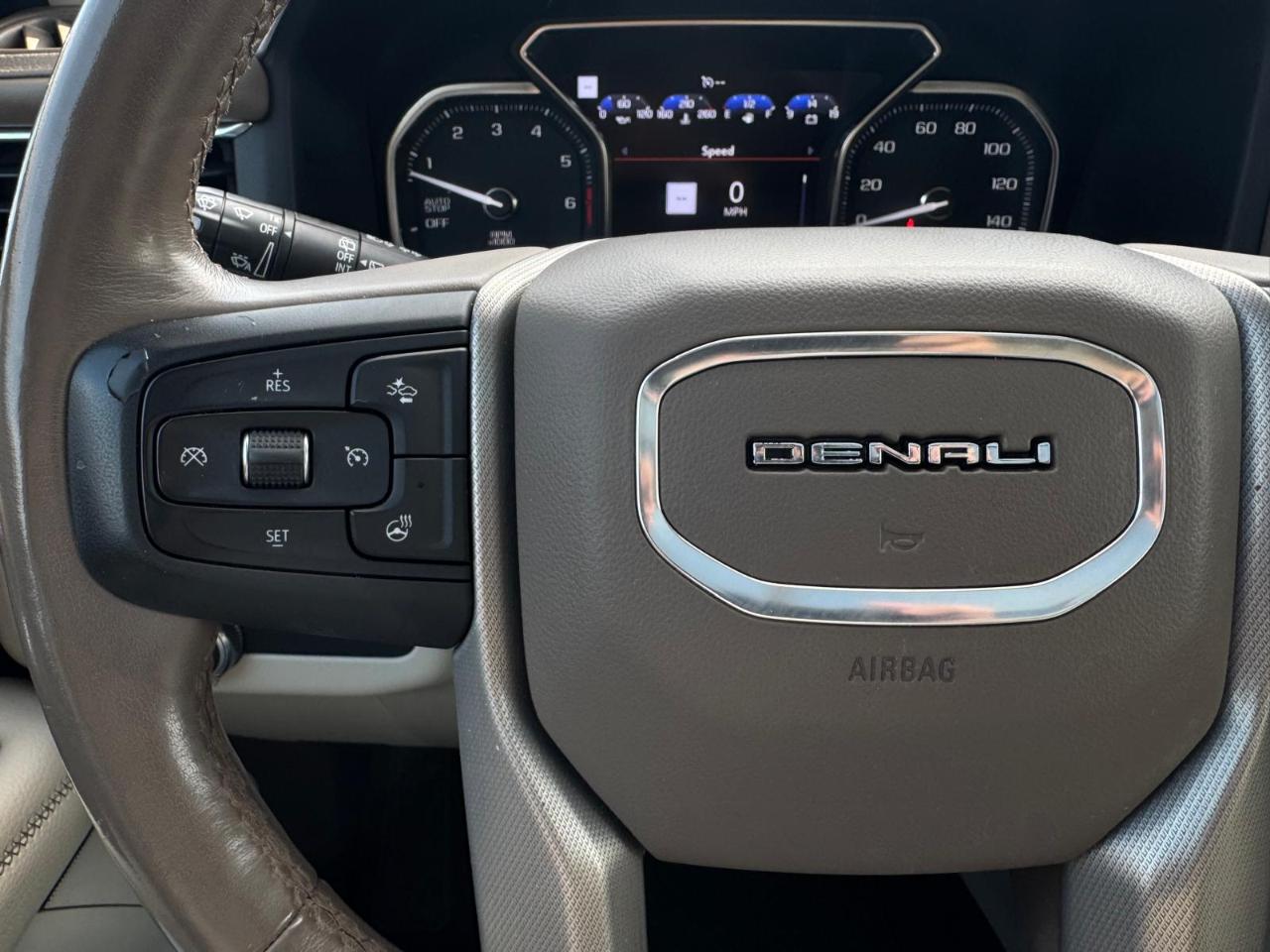 GMC Yukon Denali 2WD 2021