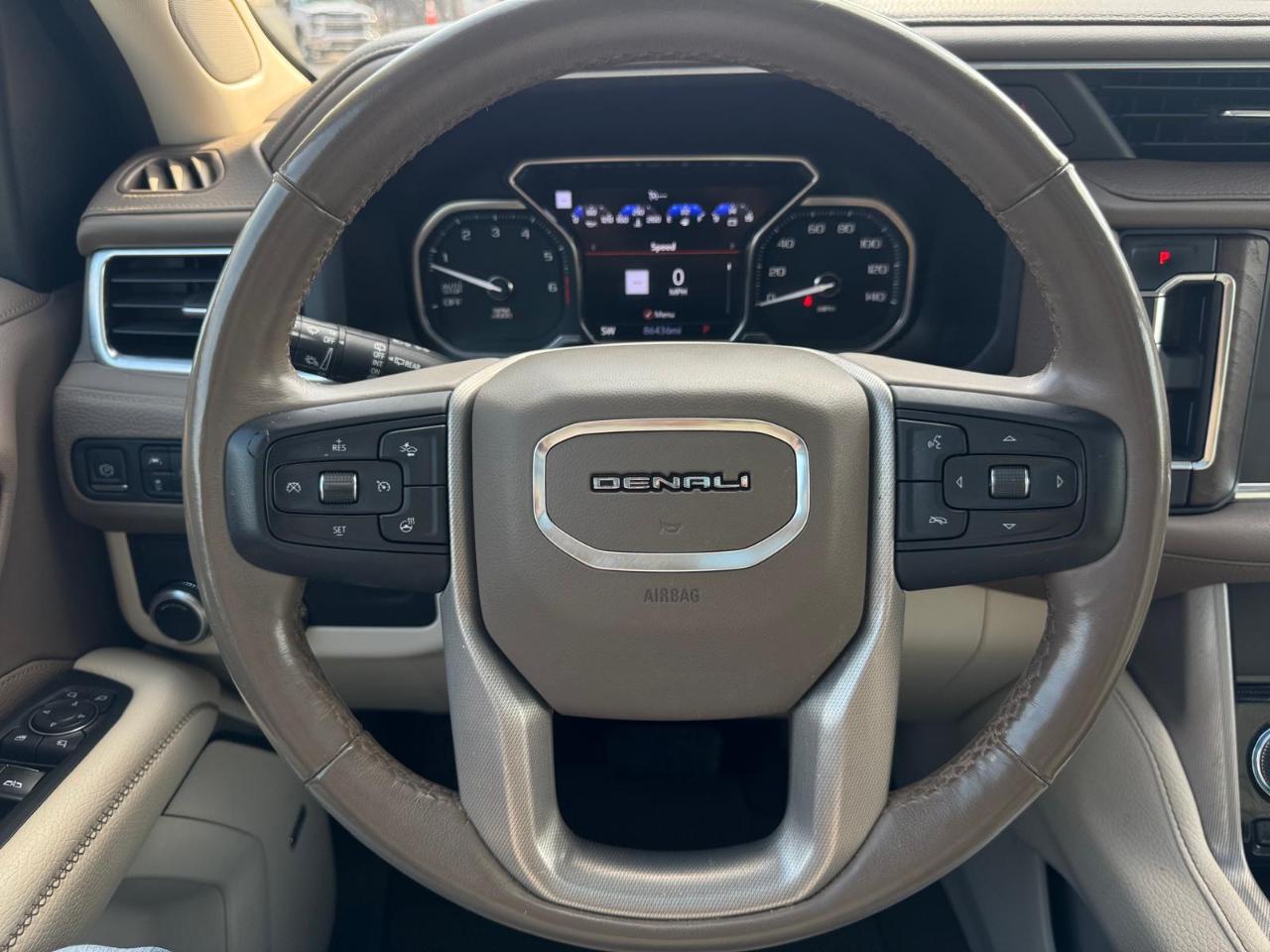 GMC Yukon Denali 2WD 2021