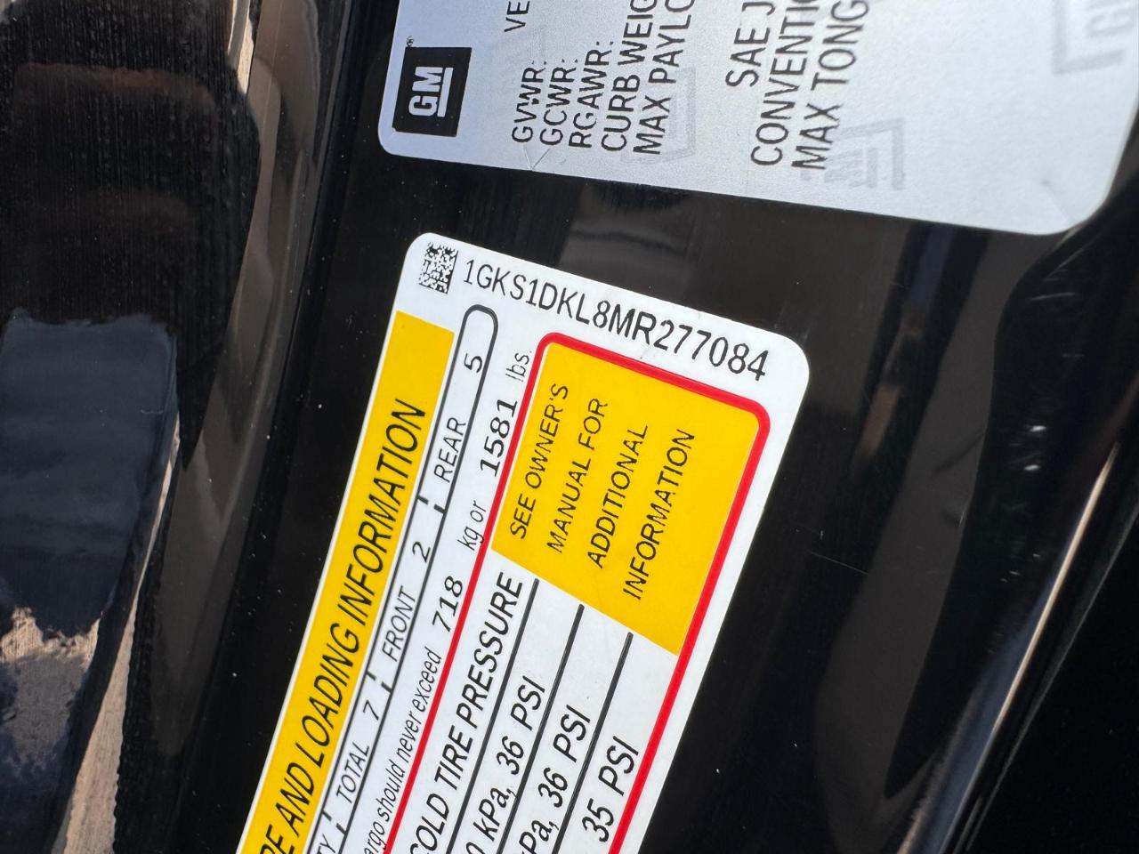 GMC Yukon Denali 2WD 2021