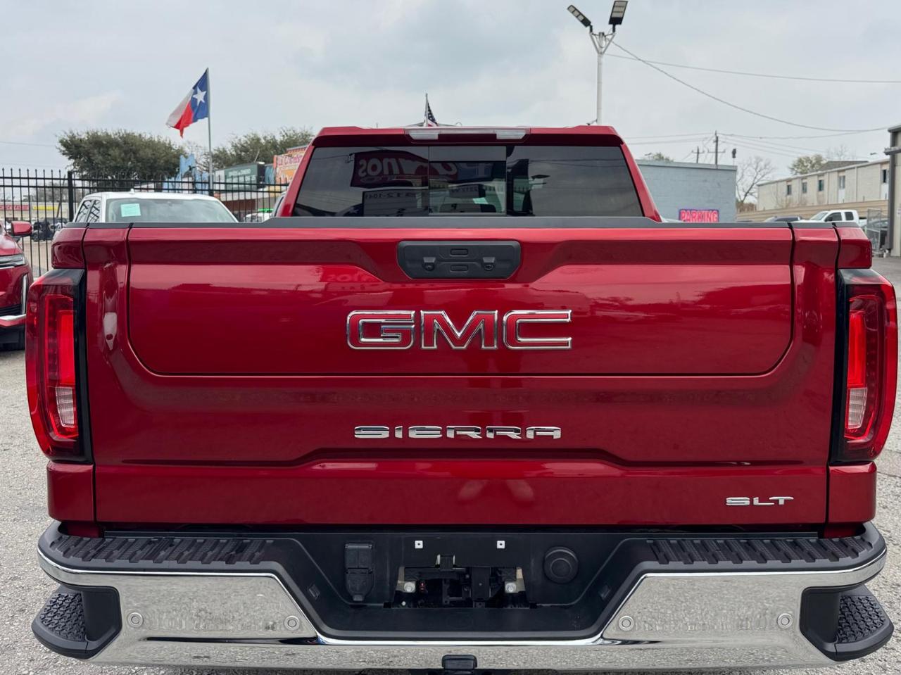 GMC Sierra 1500 SLT Crew Cab 4WD 2024