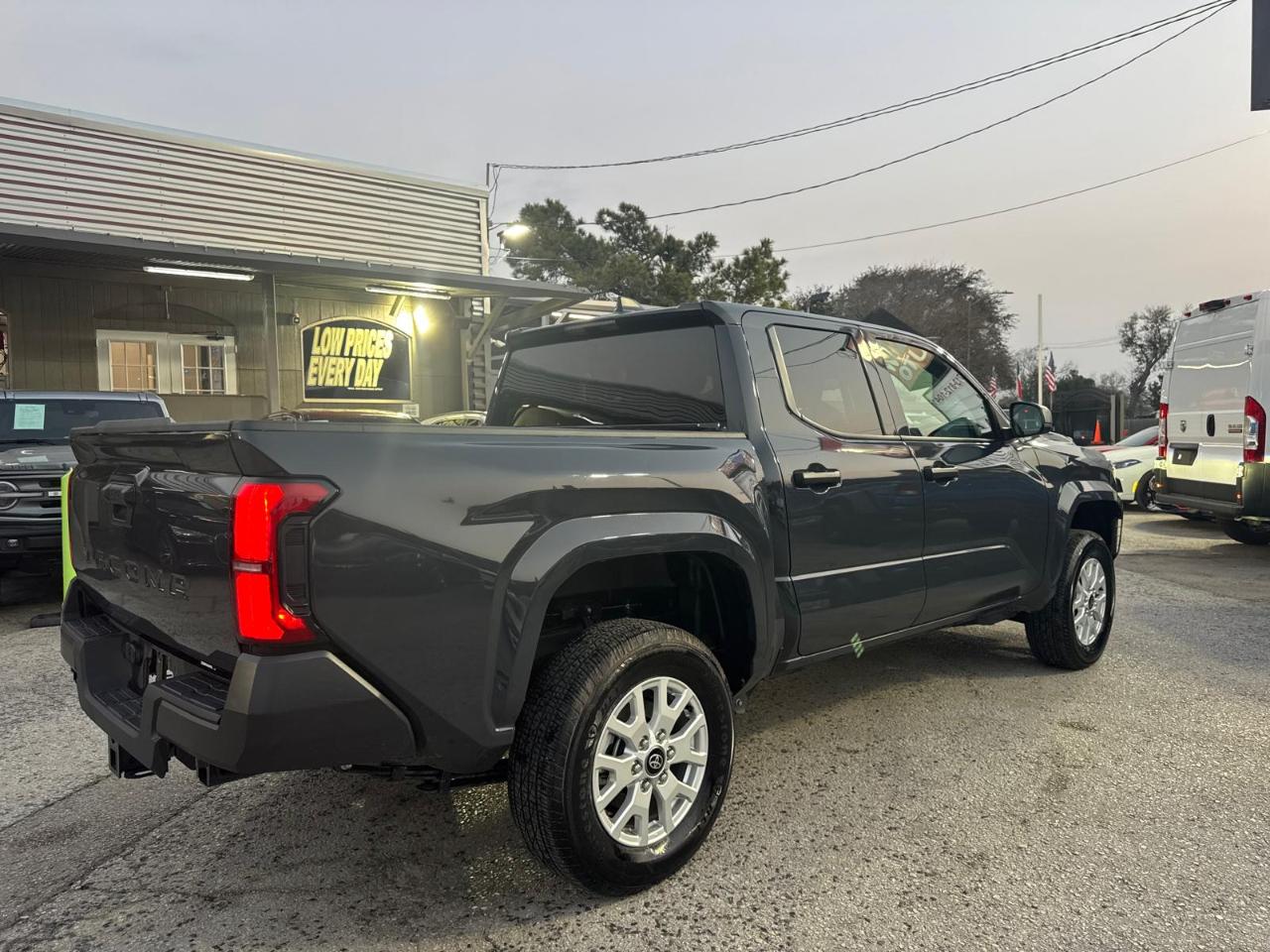 Toyota Tacoma SR Double Cab 2WD 2025
