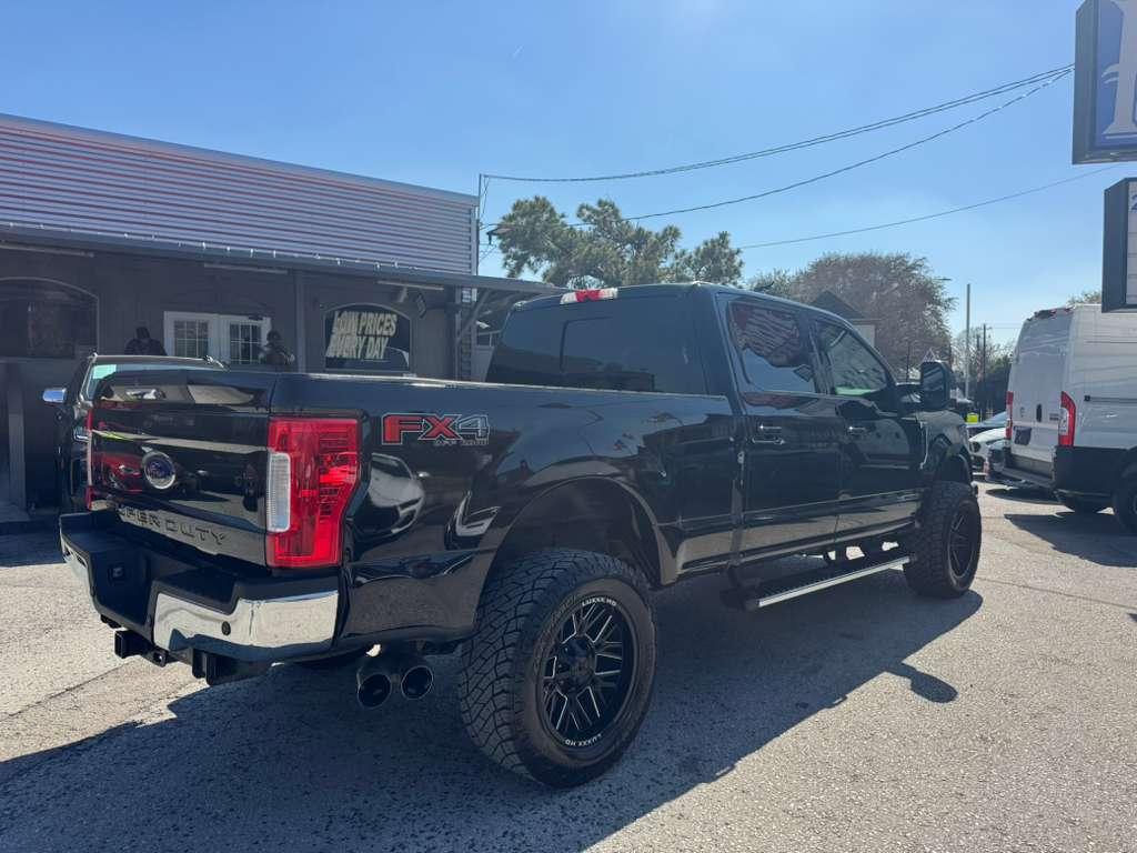 Ford F-250 SD Lariat 2019
