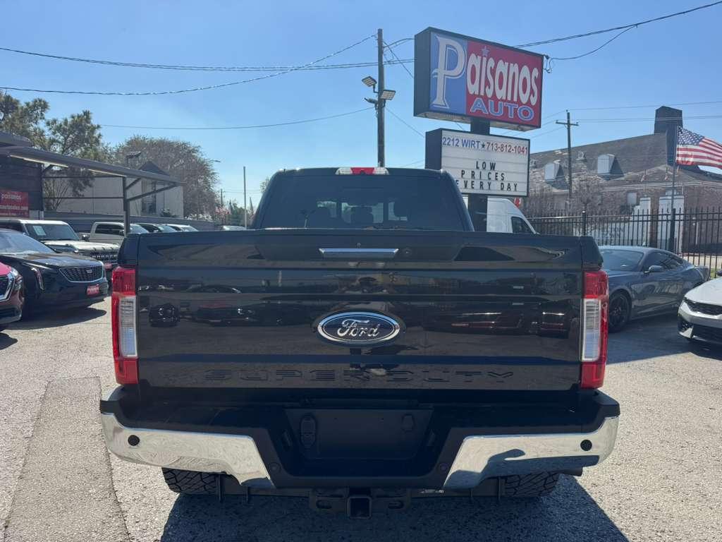 Ford F-250 SD Lariat 2019