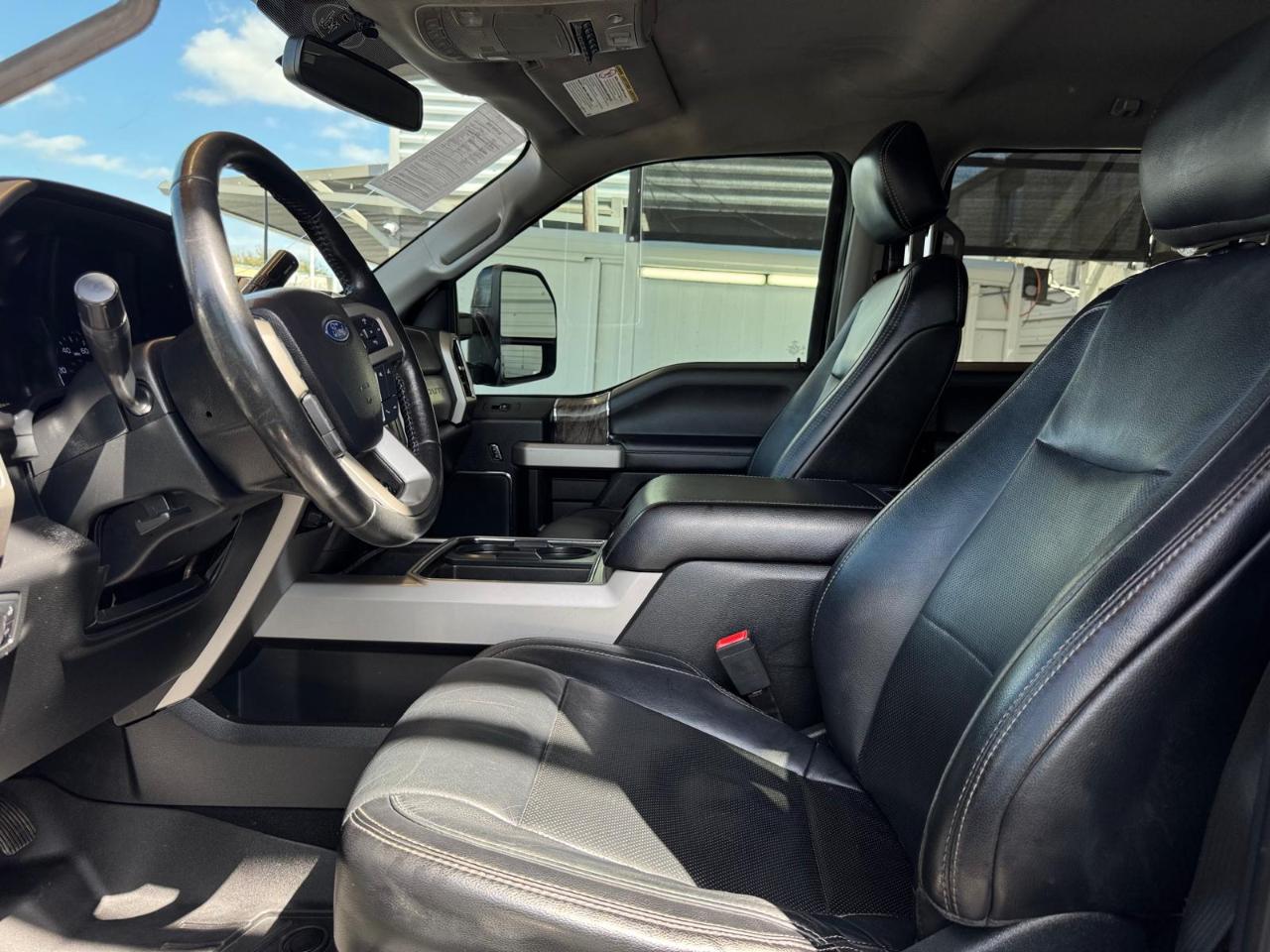 Ford F-250 SD Lariat 2019