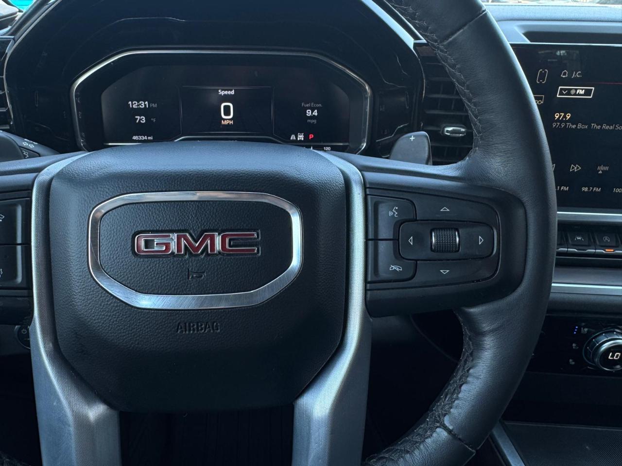 GMC Sierra 1500 SLT Crew Cab 4WD 2023