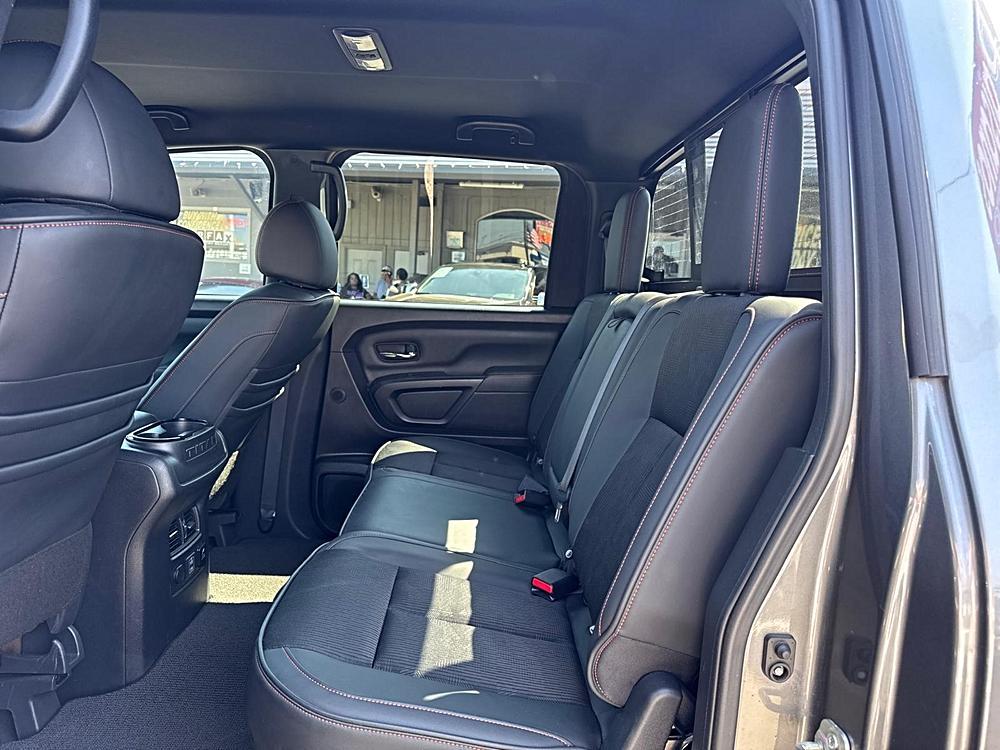 Nissan Titan  2021