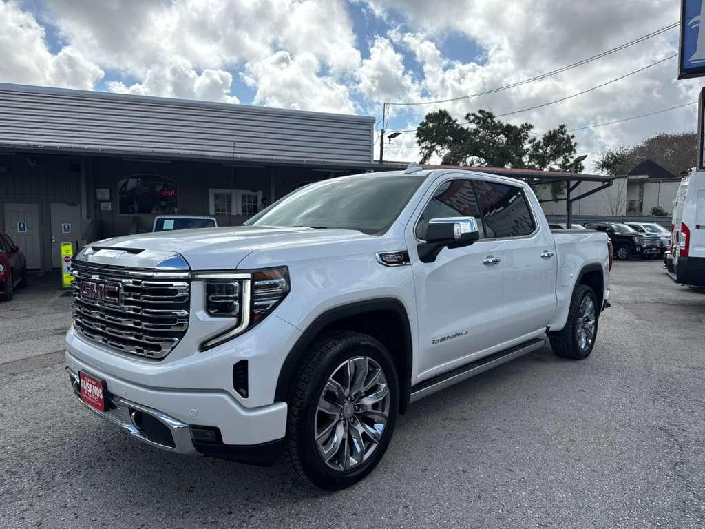 GMC Sierra 1500 Denali Crew Cab Short Box 4WD 2023