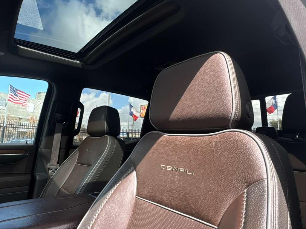 GMC Sierra 1500 Denali Crew Cab Short Box 4WD 2023