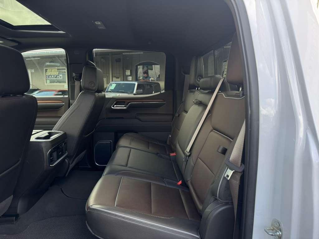 GMC Sierra 1500 Denali Crew Cab Short Box 4WD 2023