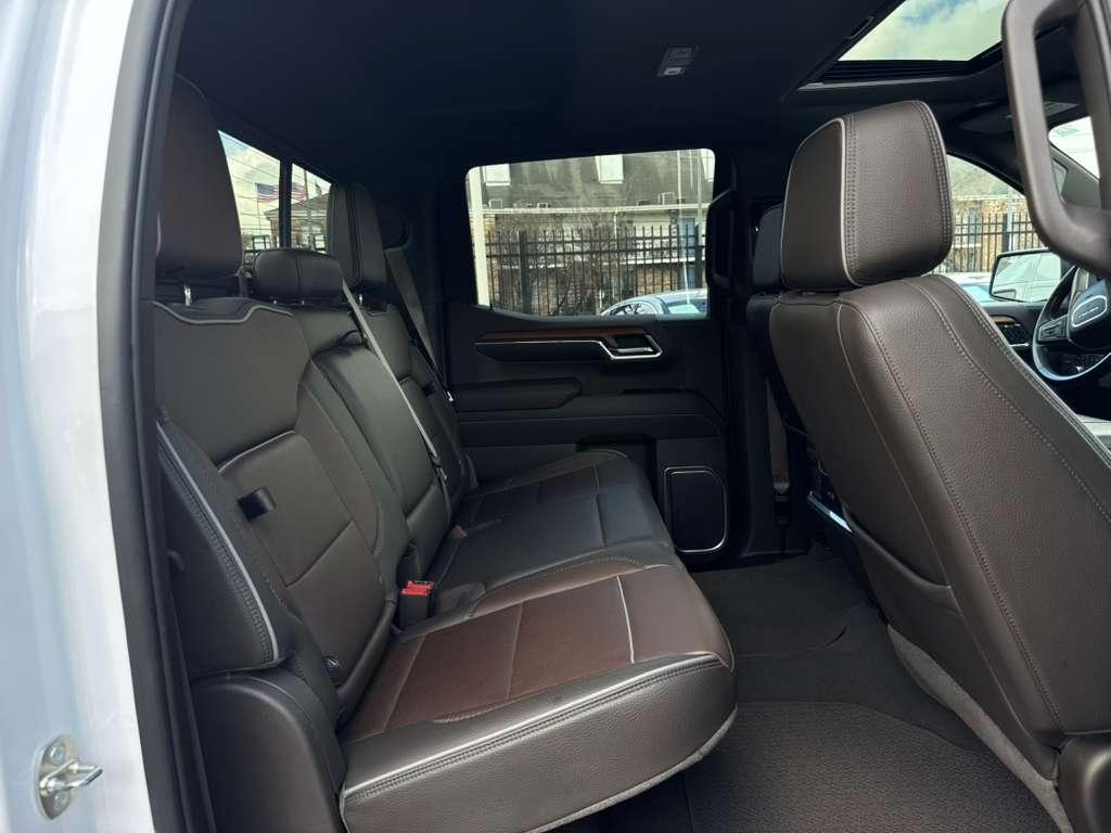 GMC Sierra 1500 Denali Crew Cab Short Box 4WD 2023