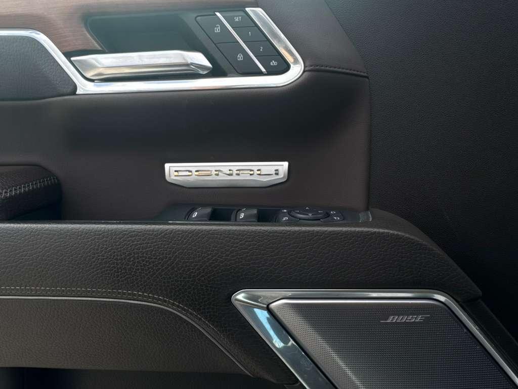 GMC Sierra 1500 Denali Crew Cab Short Box 4WD 2023