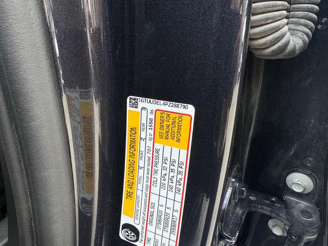 GMC Sierra 1500 SLT Crew Cab 4WD 2023