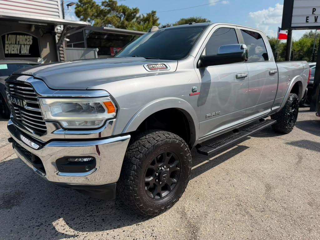 RAM 2500 Laramie Crew Cab SWB 4WD 2021