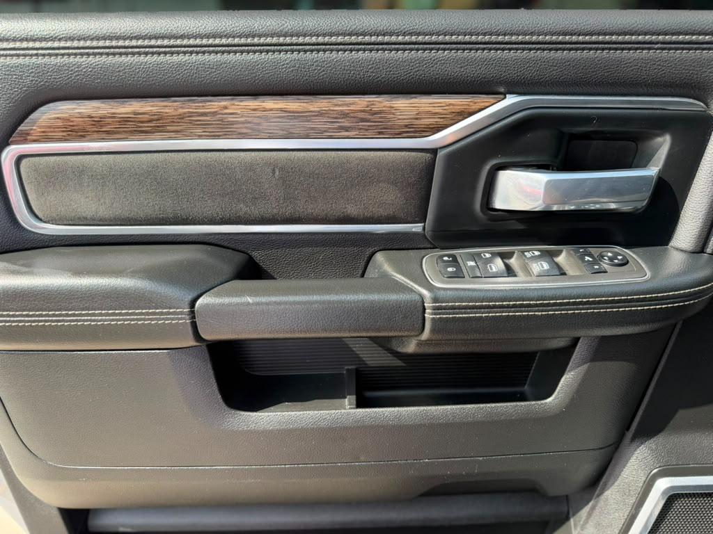RAM 2500 Laramie Crew Cab SWB 4WD 2021