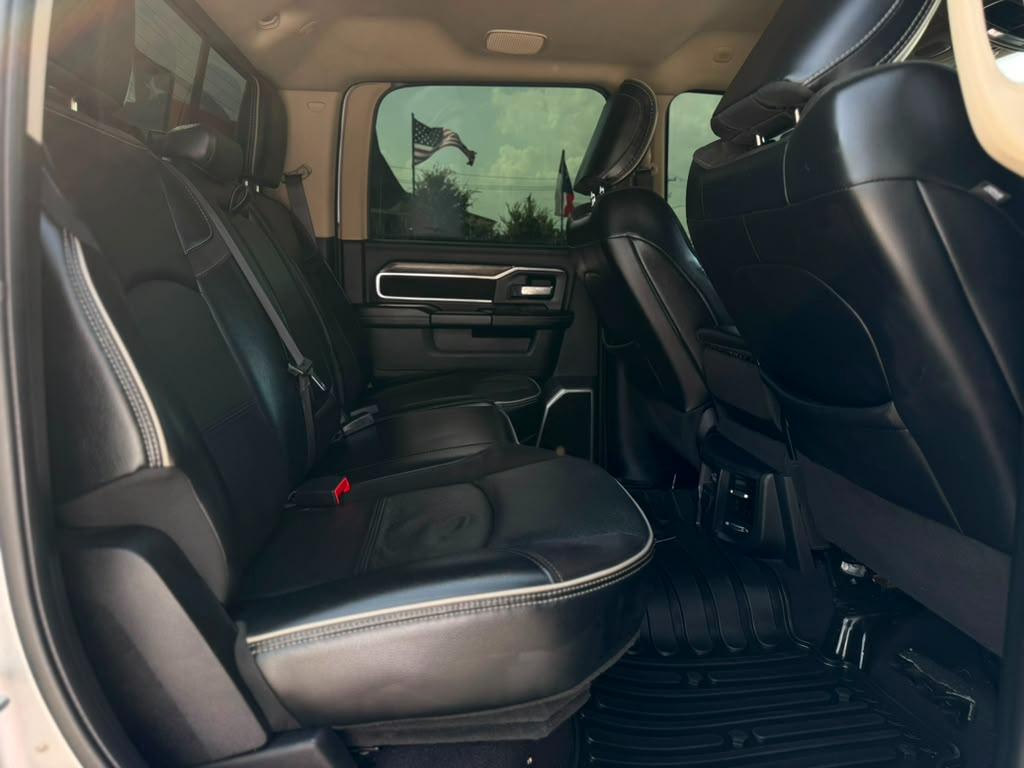 RAM 2500 Laramie Crew Cab SWB 4WD 2021