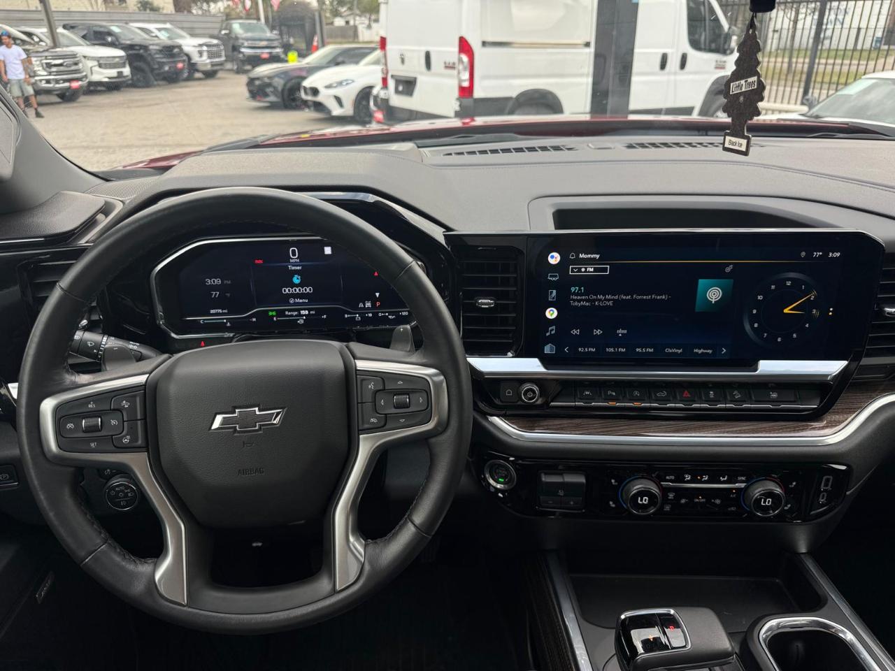 Chevrolet Silverado 1500 RST Crew Cab 4WD 2022