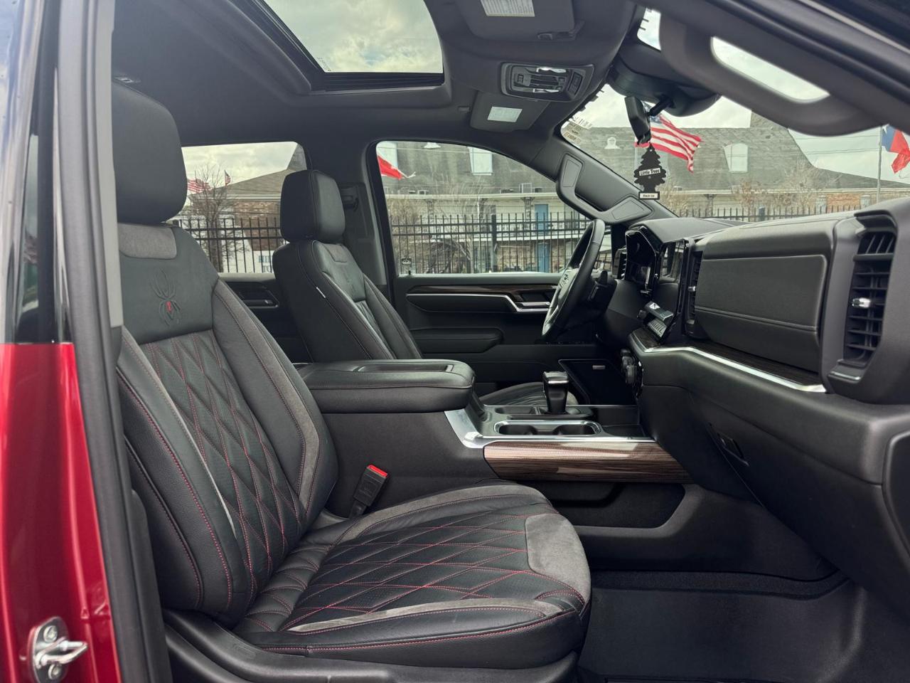 Chevrolet Silverado 1500 RST Crew Cab 4WD 2022