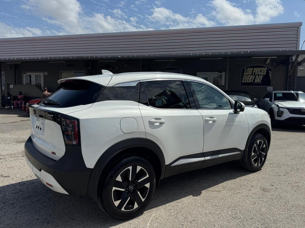 Nissan Kicks SR 2025
