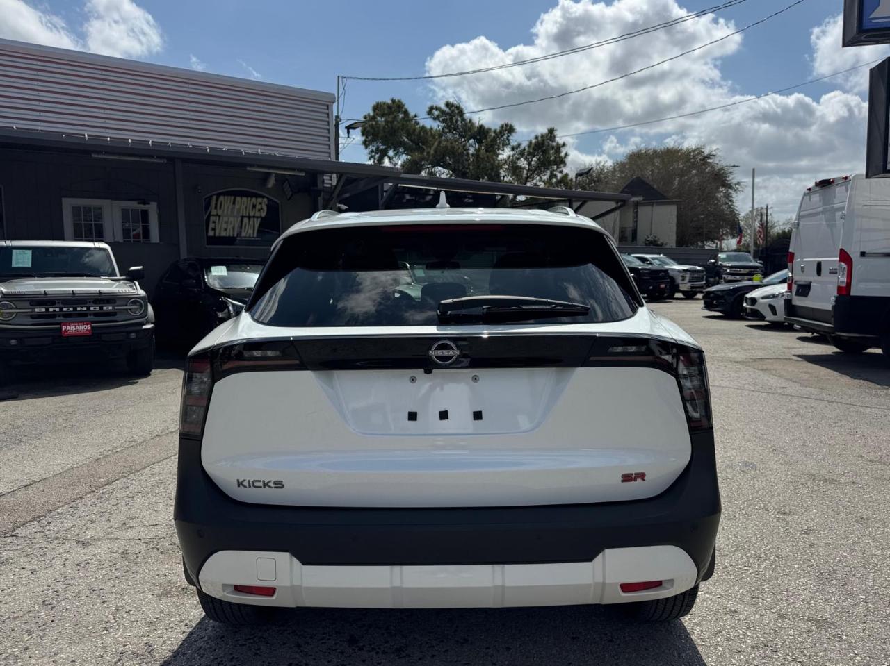 Nissan Kicks SR 2025