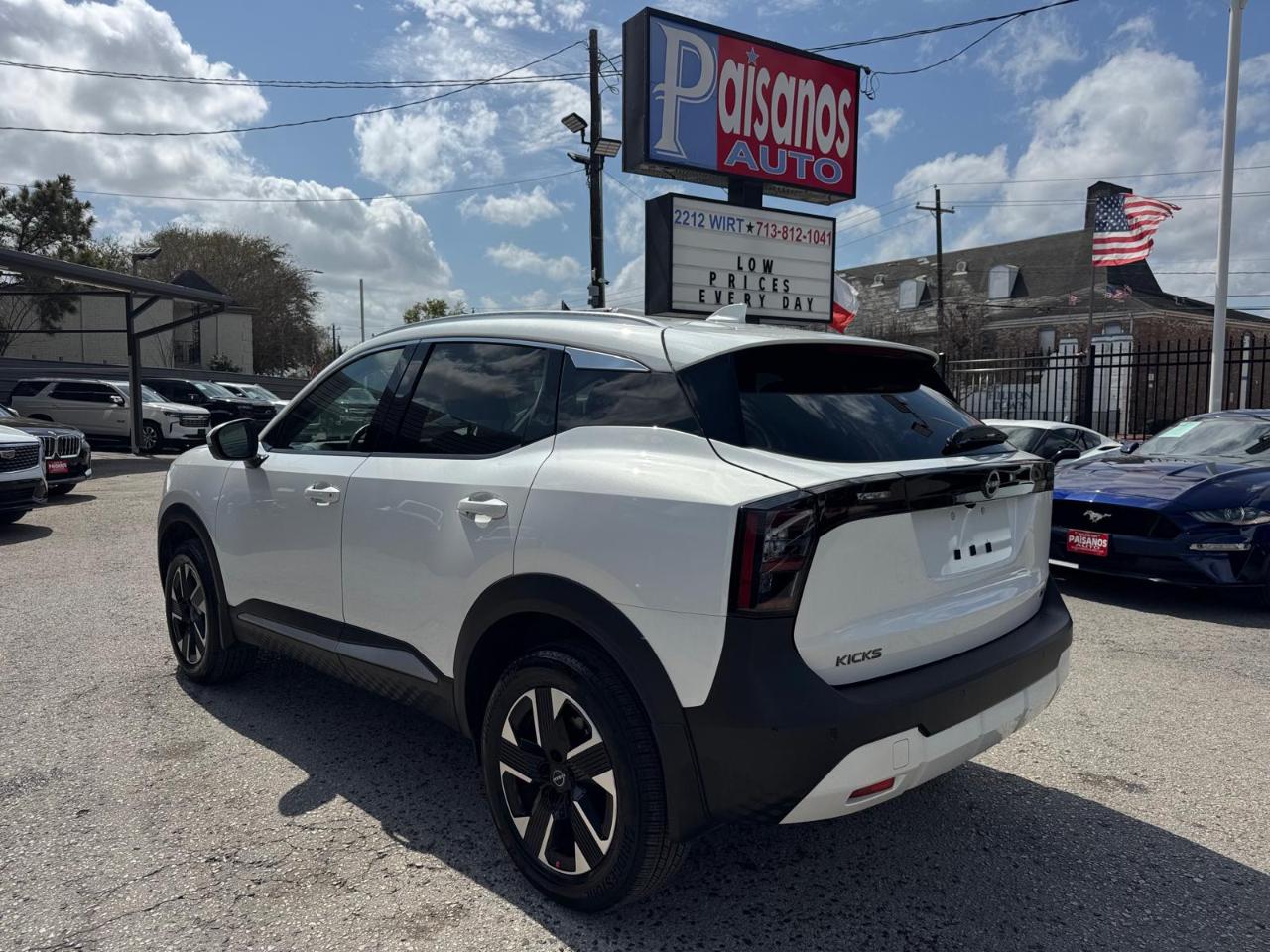 Nissan Kicks SR 2025