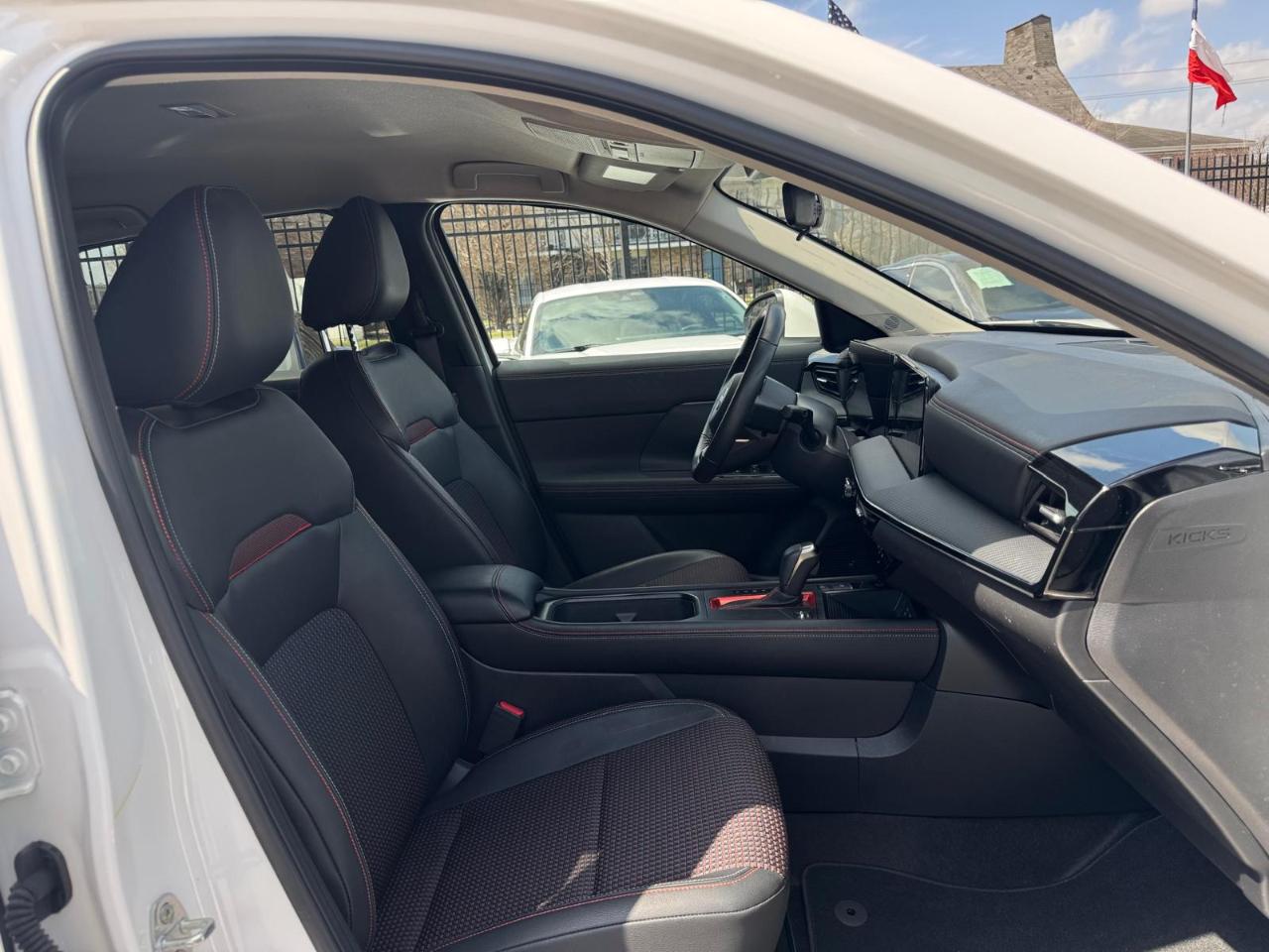 Nissan Kicks SR 2025