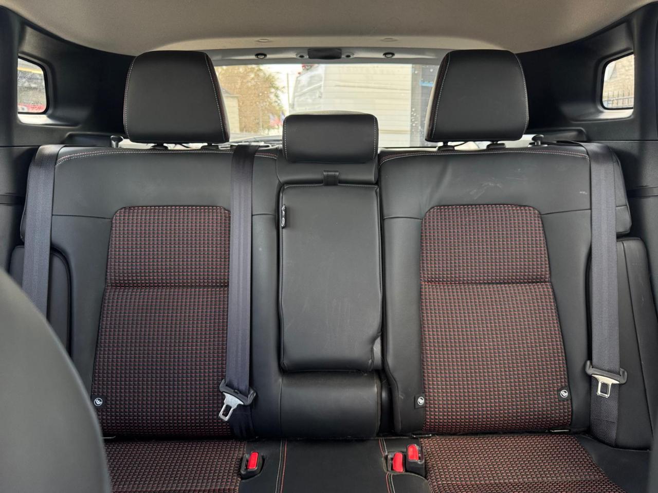 Nissan Kicks SR 2025