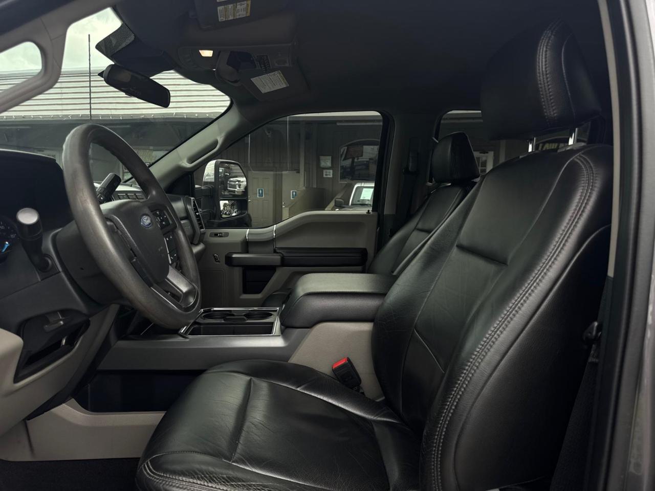 Ford F-250 SD XL Crew Cab 4WD 2022