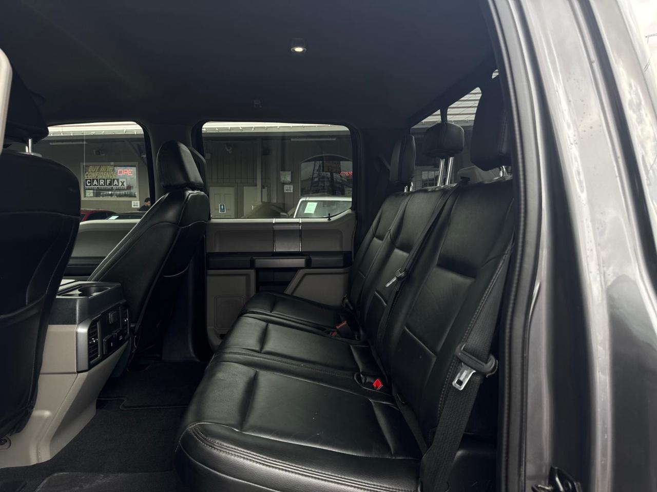 Ford F-250 SD XL Crew Cab 4WD 2022