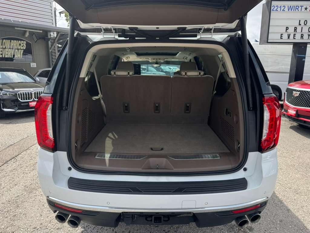 GMC Yukon XL Denali 2WD 2021