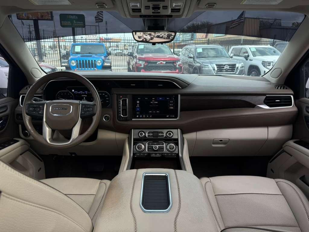 GMC Yukon XL Denali 2WD 2021