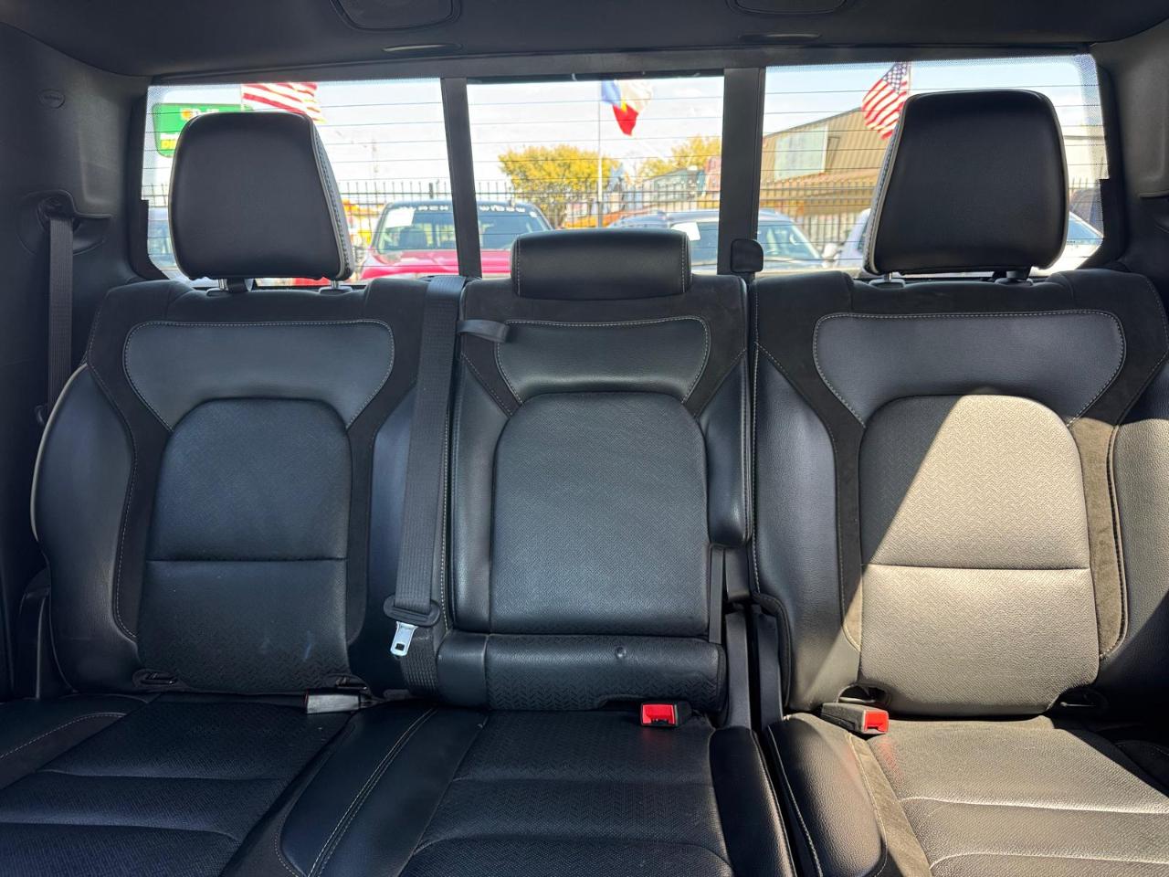 RAM 1500 Laramie Crew Cab SWB 4WD 2022