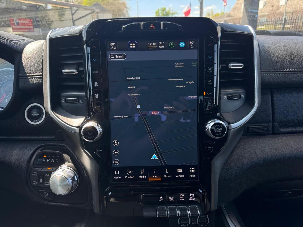 RAM 1500 Laramie Crew Cab SWB 4WD 2022