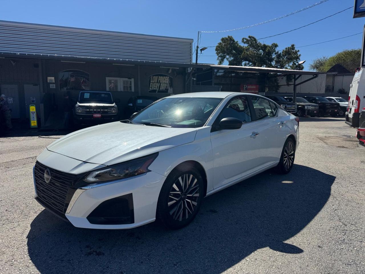 Nissan Altima 2.5 SV 2024