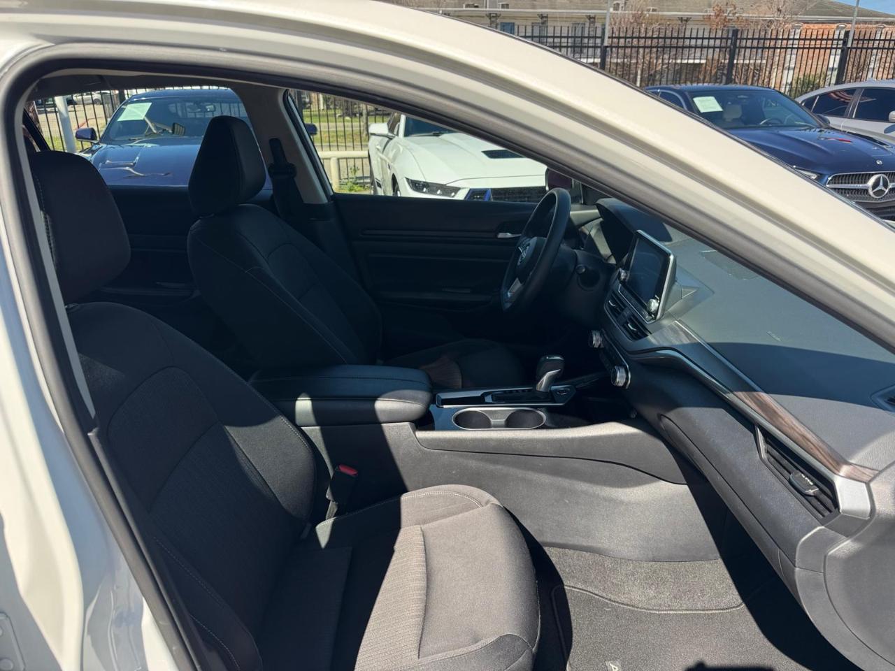 Nissan Altima 2.5 SV 2024