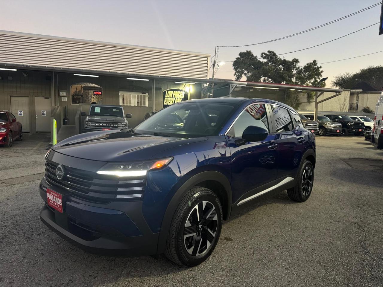 Nissan Kicks SV 4WD 2025