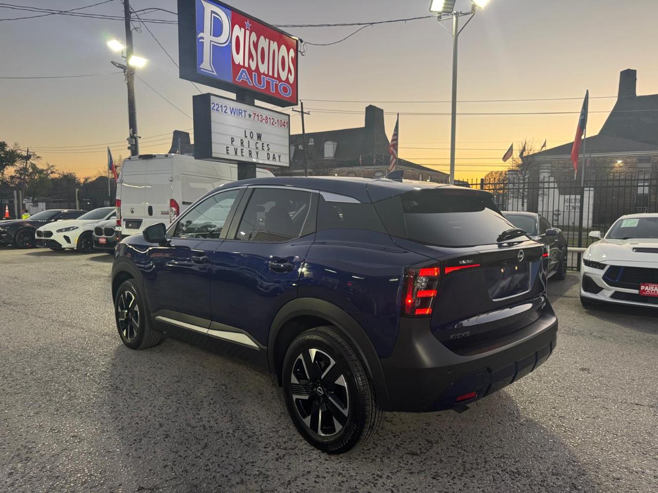 Nissan Kicks SV 4WD 2025