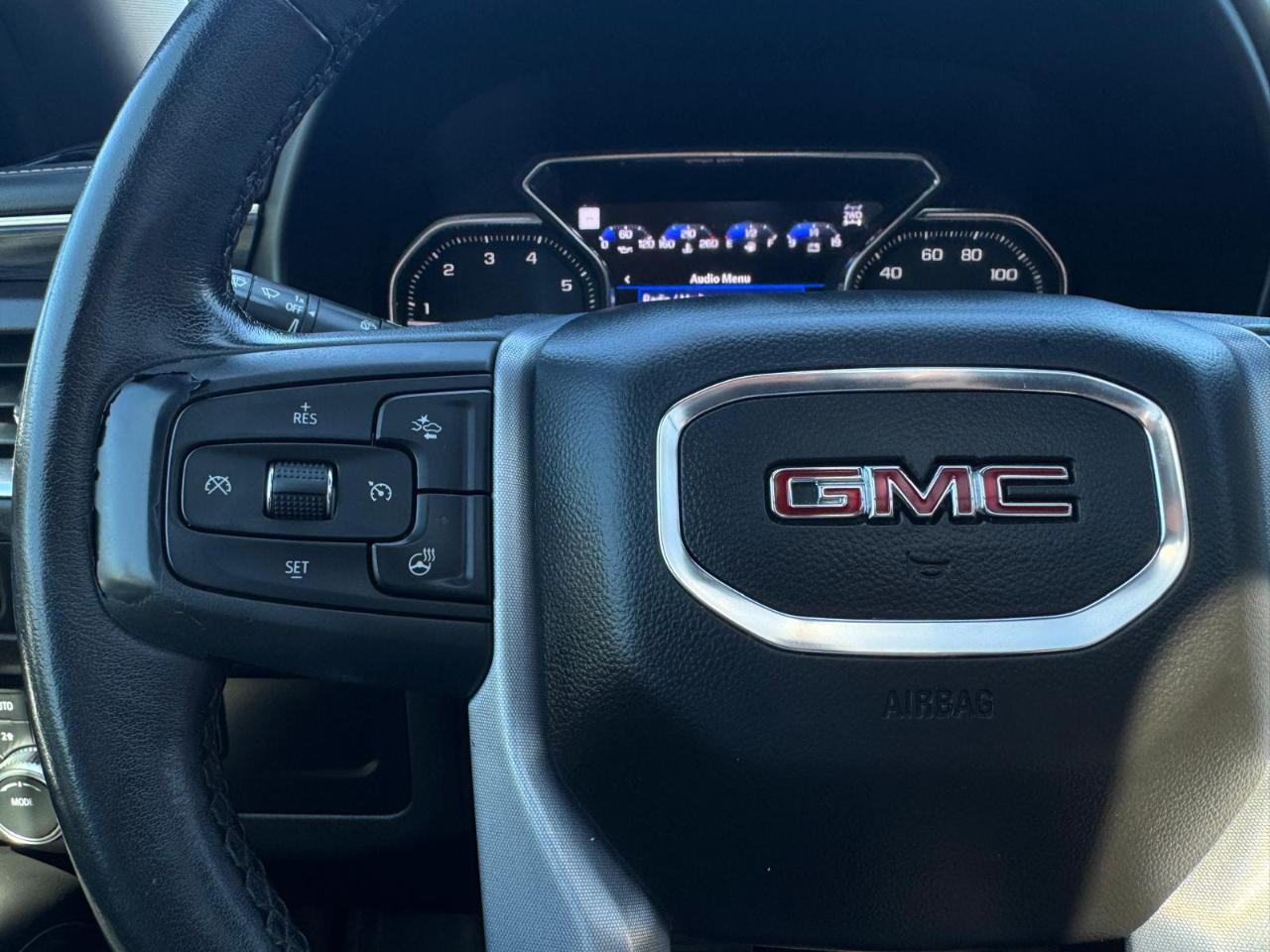 GMC Yukon SLT 4WD 2021