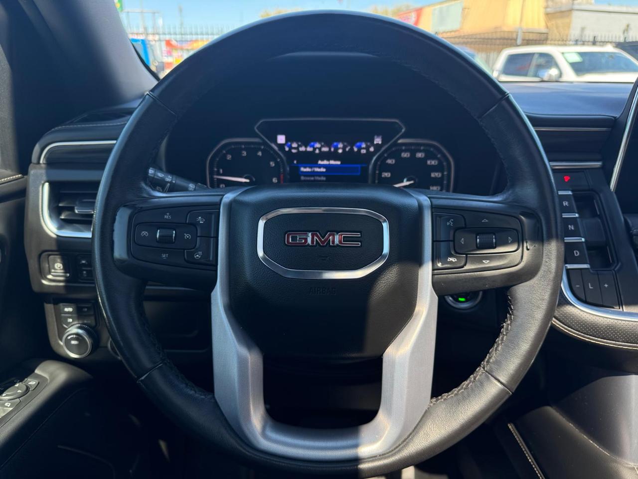 GMC Yukon SLT 4WD 2021