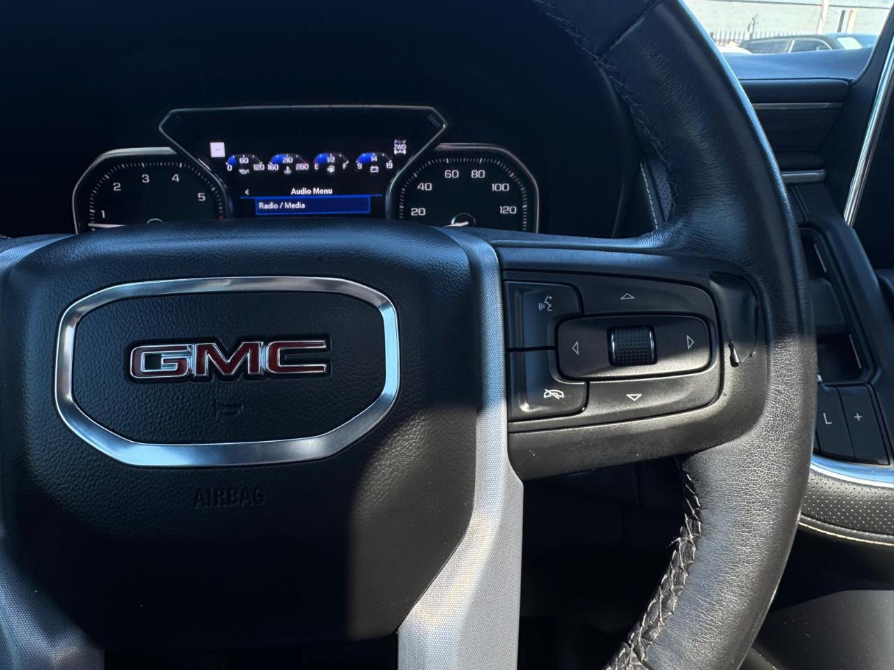 GMC Yukon SLT 4WD 2021